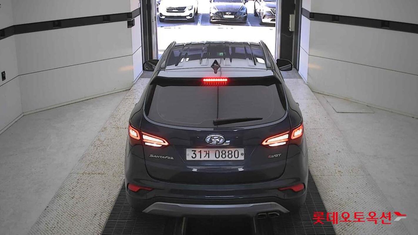 Hyundai SantaFe (2015)