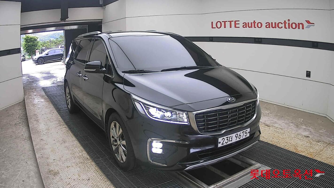 Kia Carnival (2018)