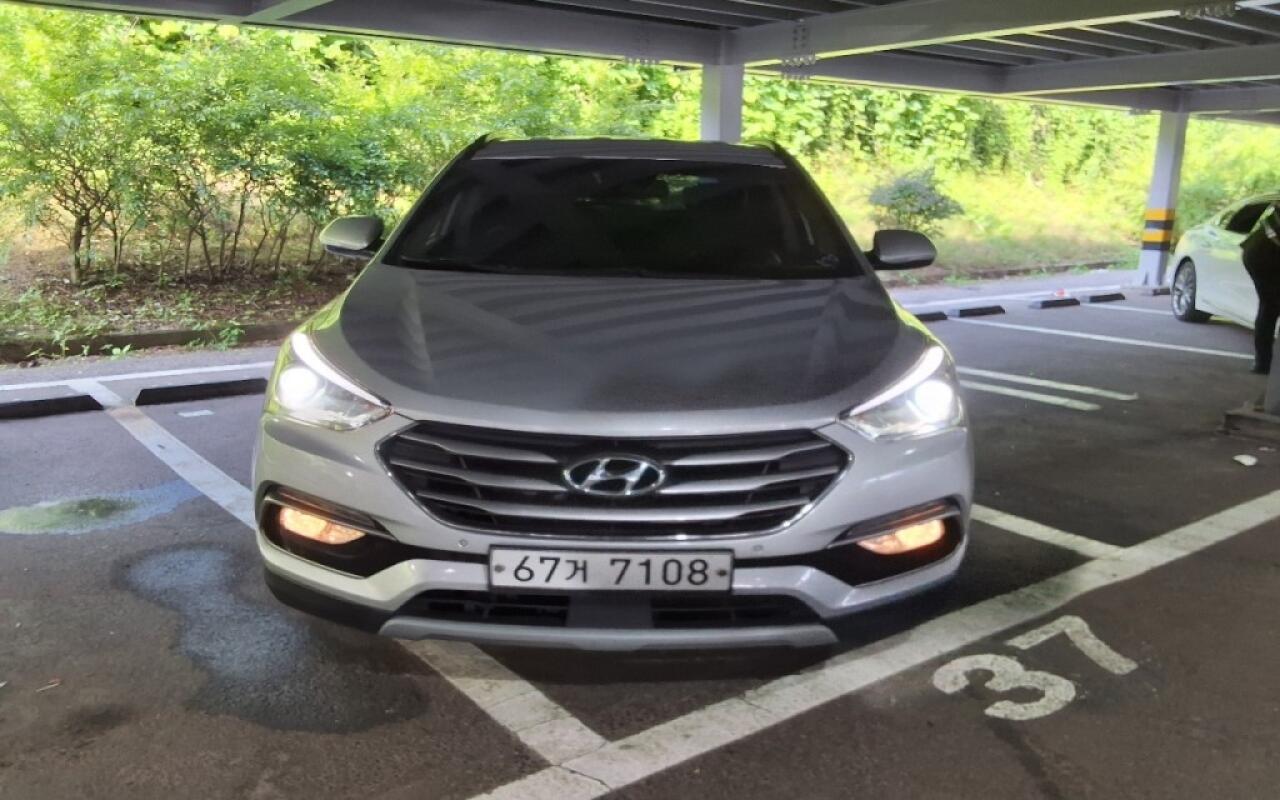 Hyundai SantaFe (2017)