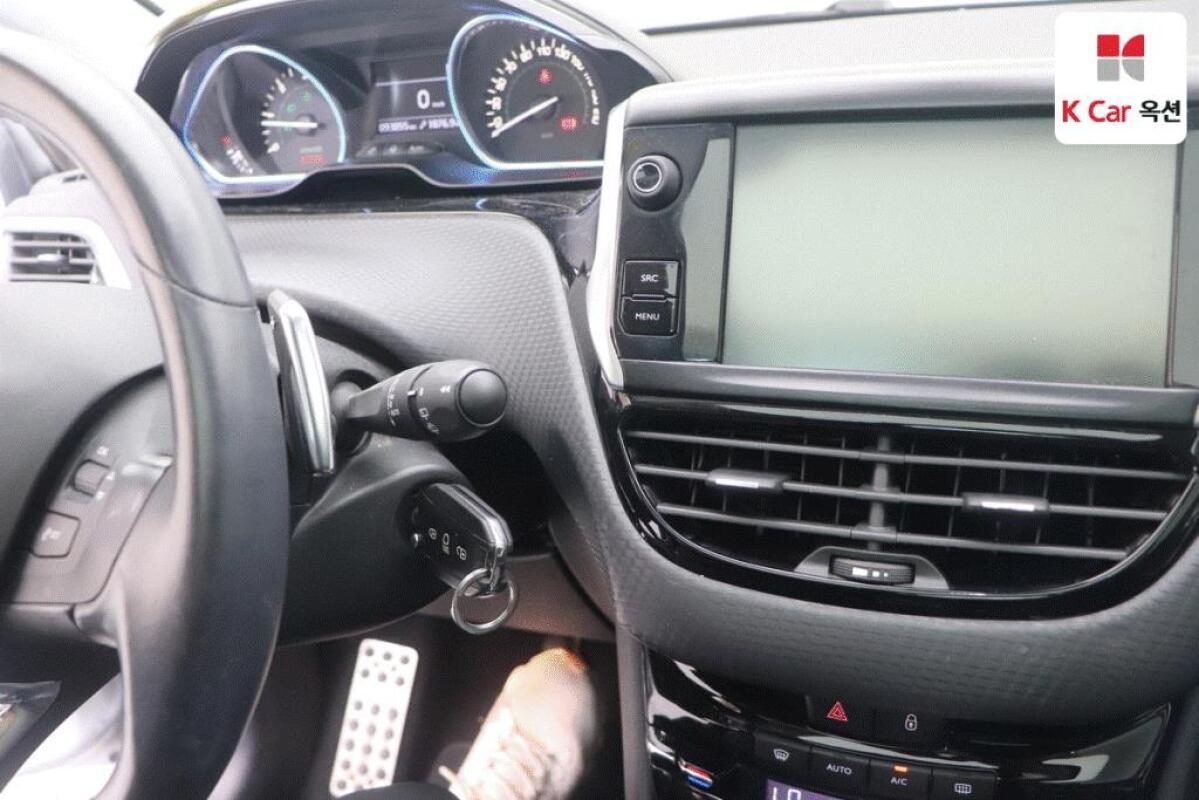 Peugeot 2008 (2015)