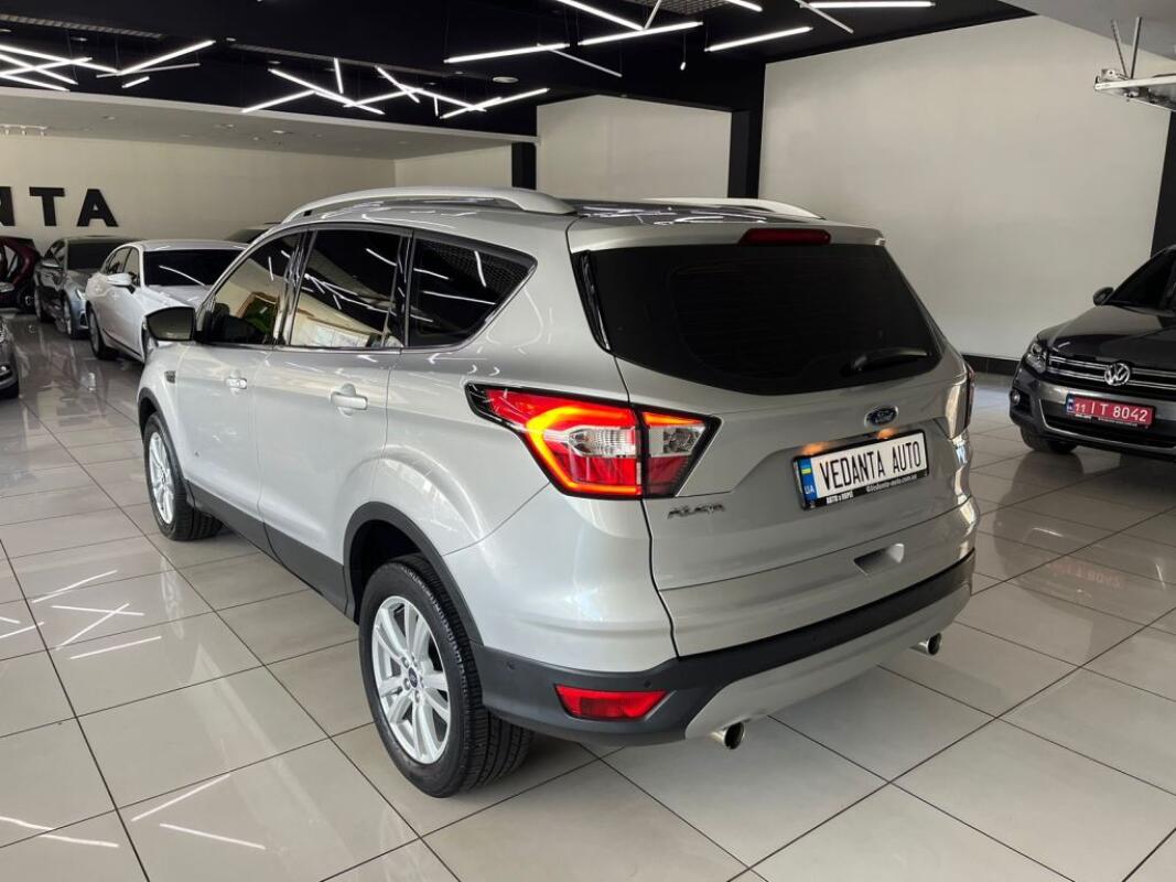 Ford	Kuga (2018)