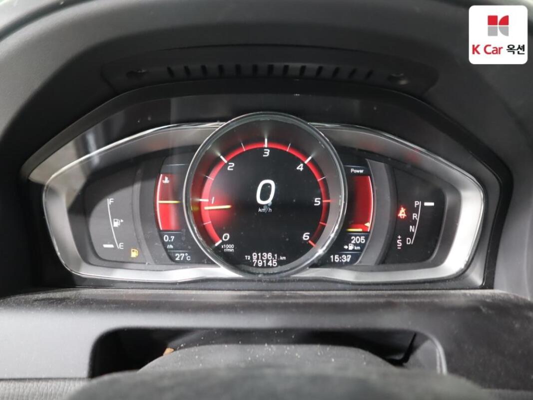 Volvo XC60 (2015)