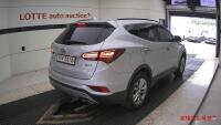 Hyundai SantaFe (2016)
