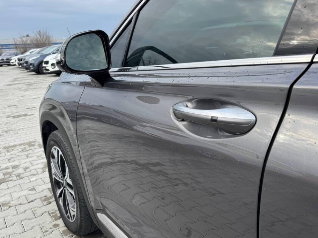 Hyundai SantaFe (2019)