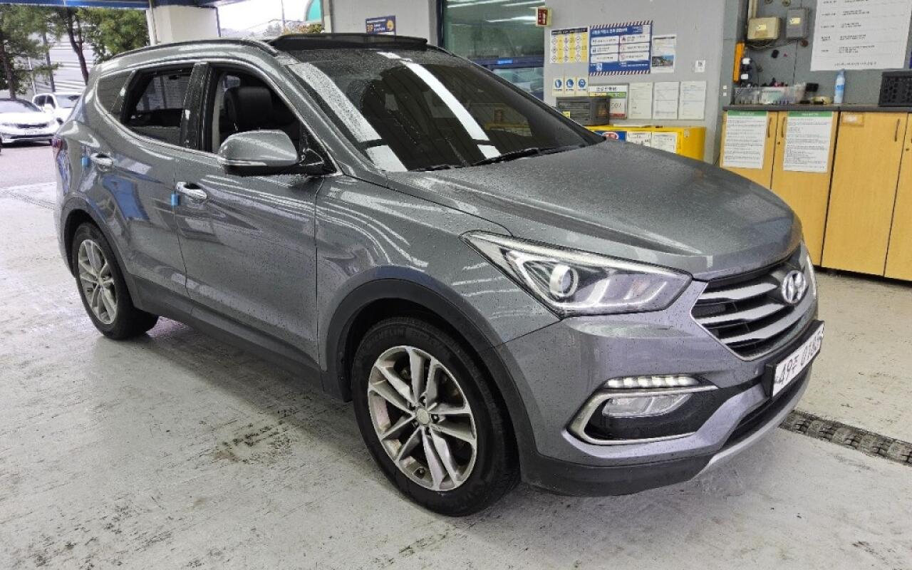 Hyundai SantaFe (2015)