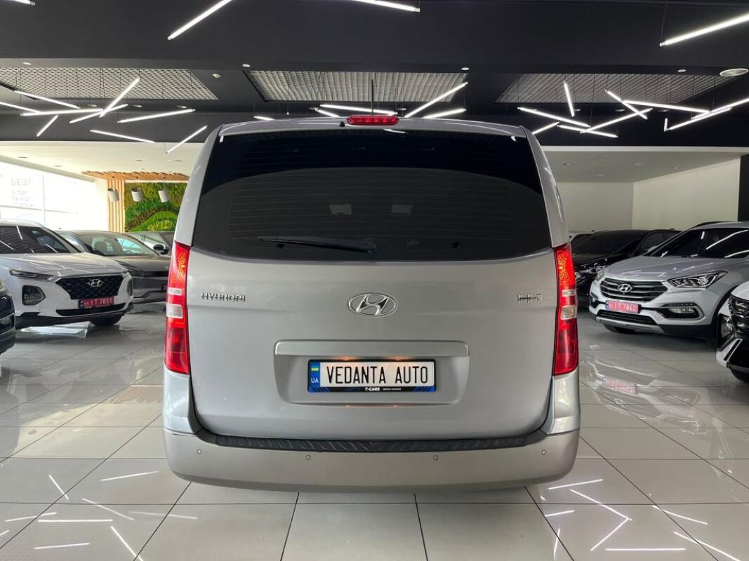 Hyundai H-1 (2016)