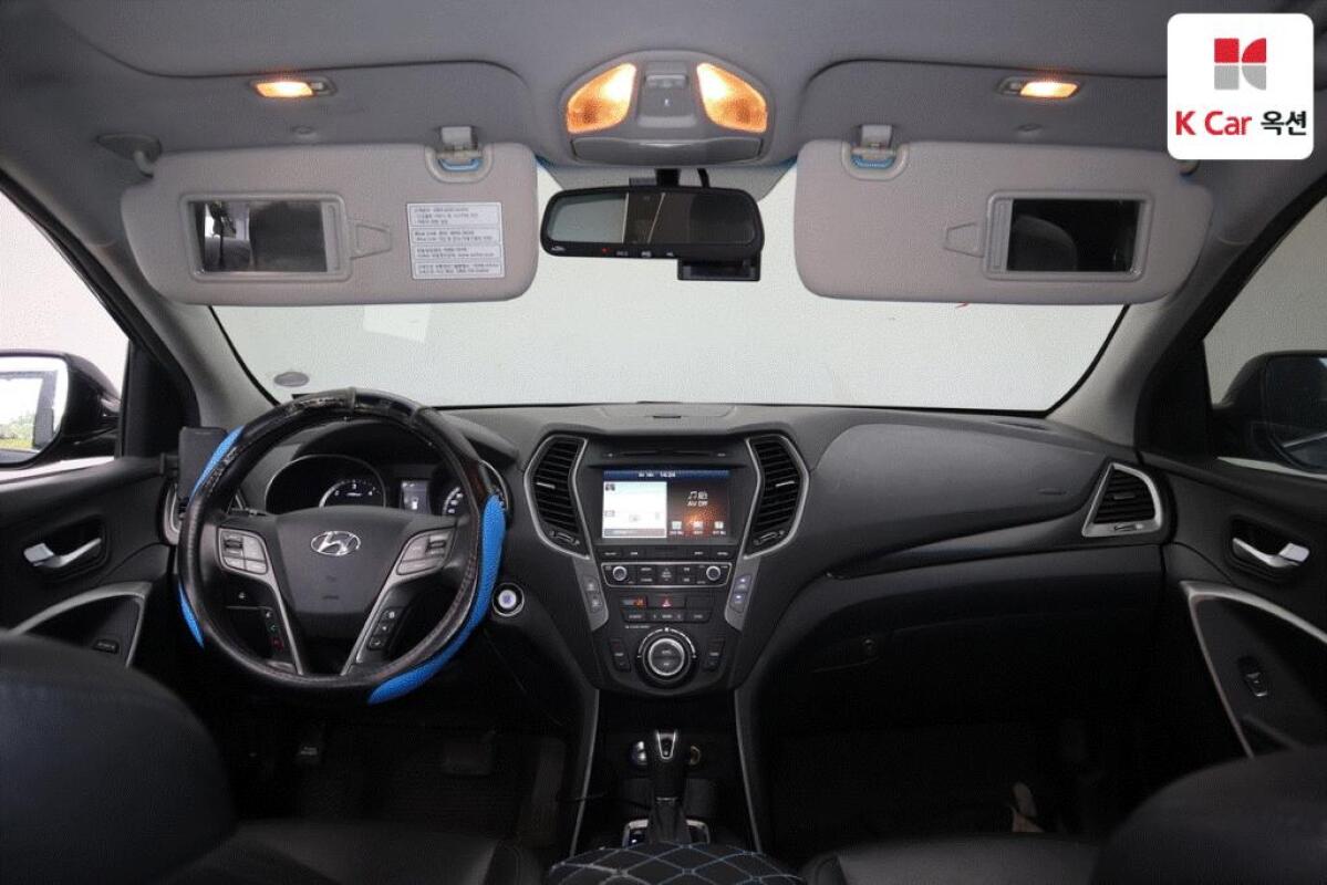 Hyundai SantaFe (2015)