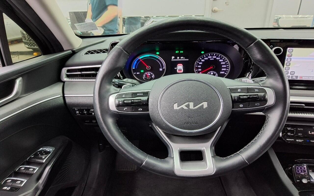 Kia K5 (2022)