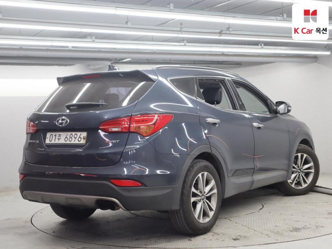 Hyundai SantaFe (2015)