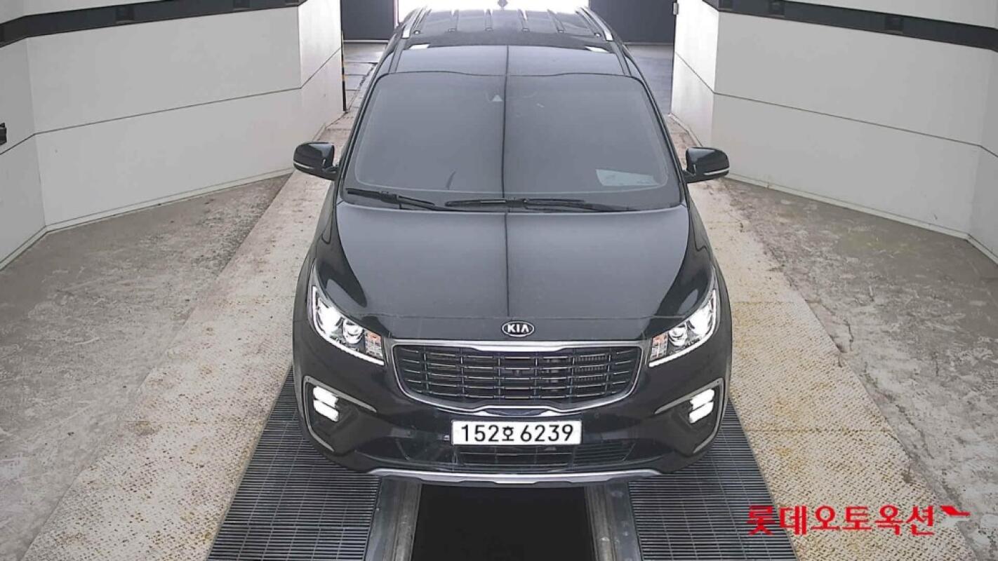 Kia Carnival (2020)