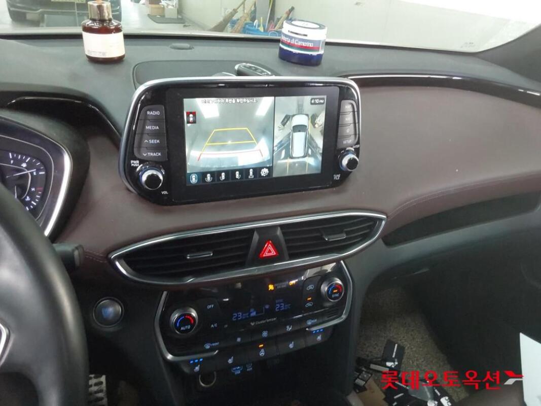 Hyundai SantaFe (2018)