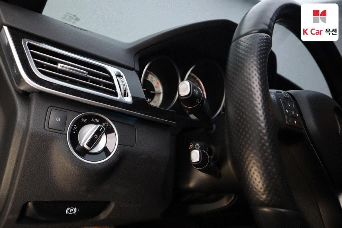 Mercedes E250 (2015)