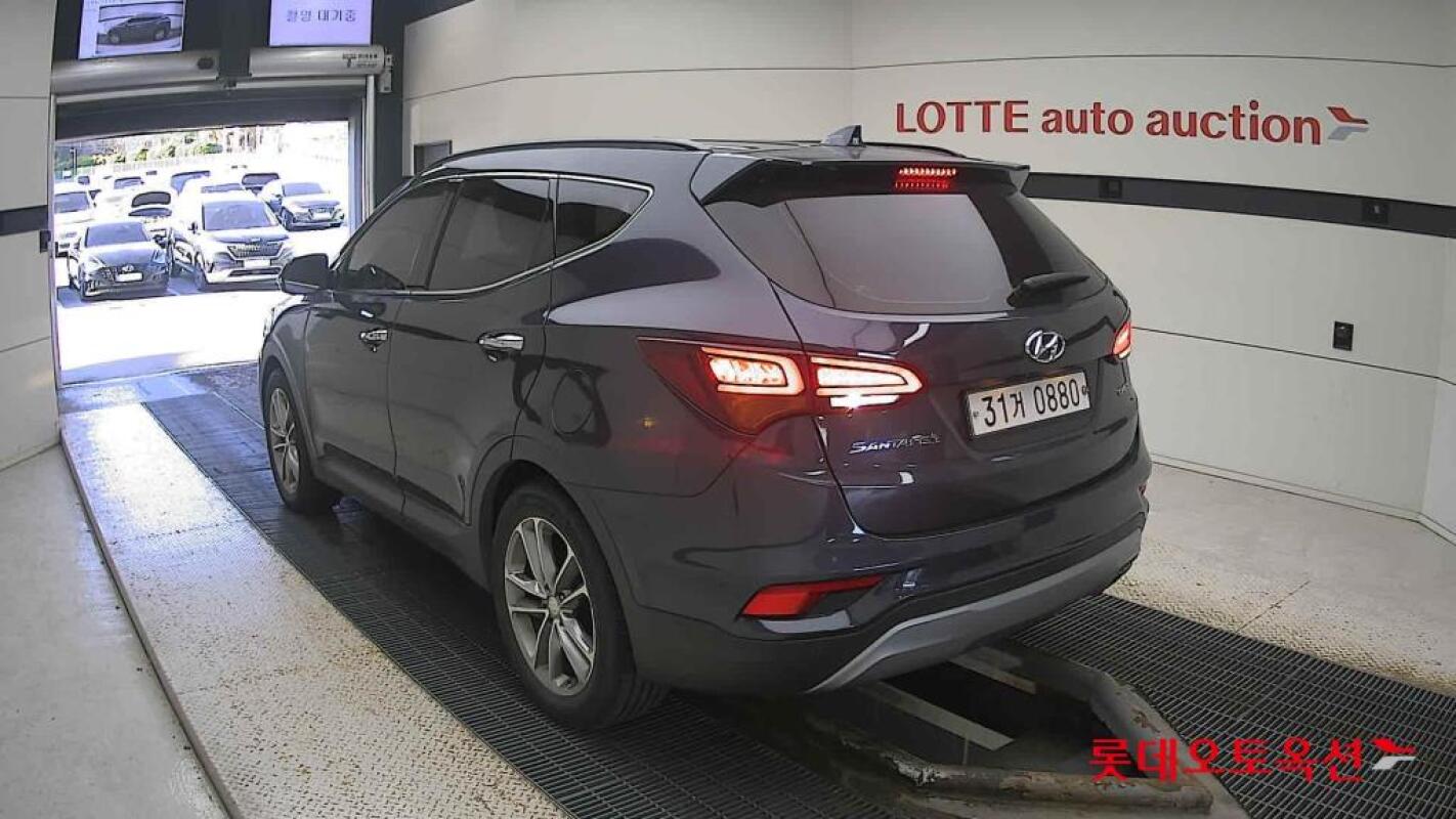 Hyundai SantaFe (2015)