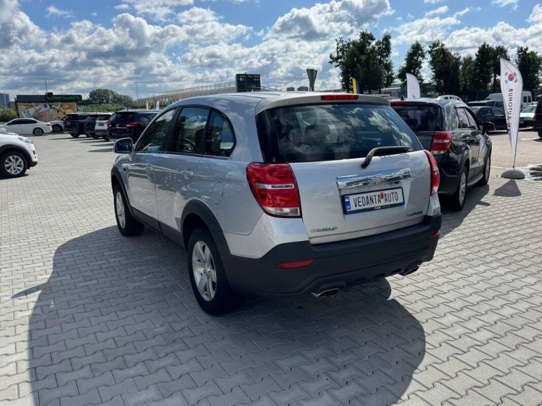 Chevrolet	Captiva (2015)