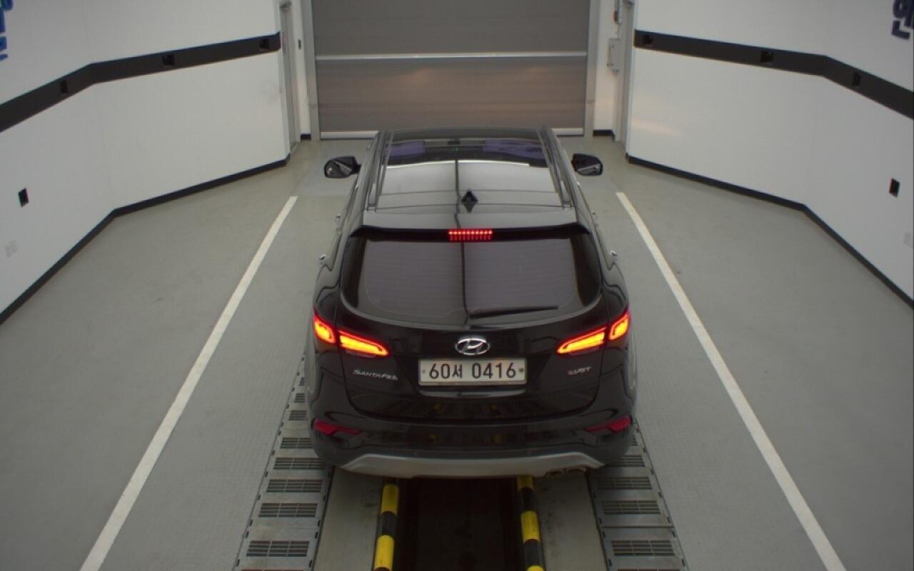 Hyundai SantaFe (2015)