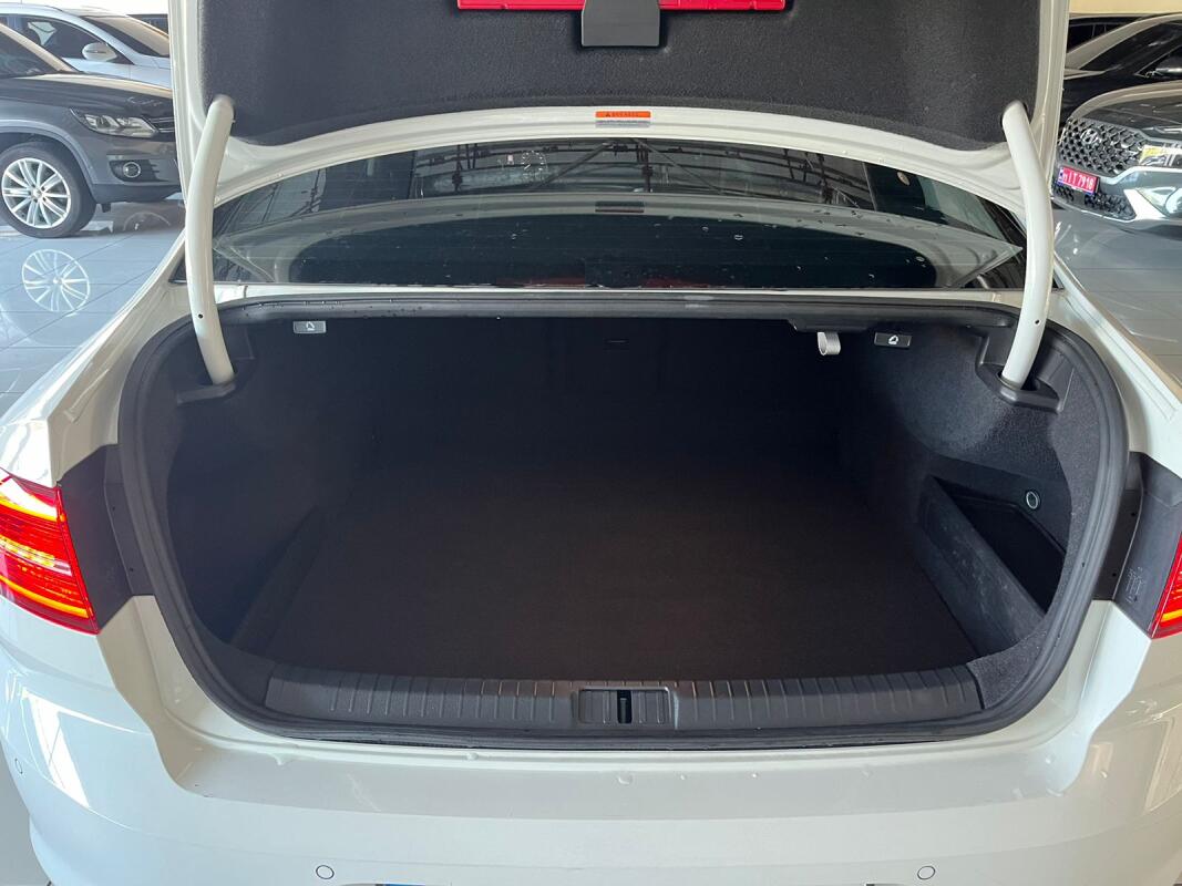 Volkswagen Passat (2018)