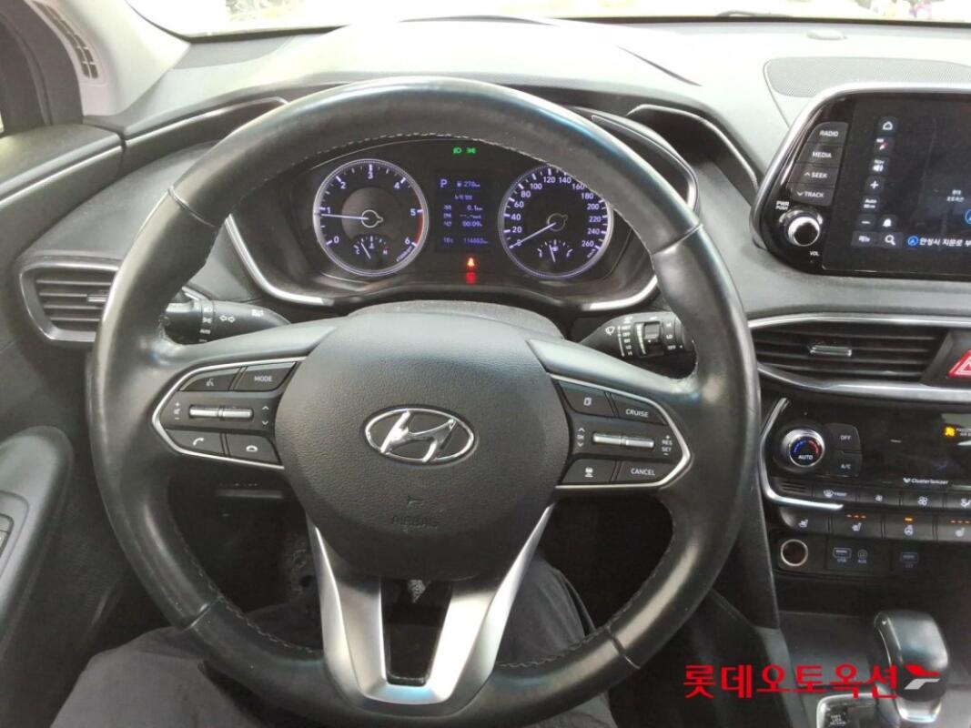 Hyundai SantaFe (2020)