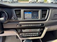 Kia Carnival (2017)