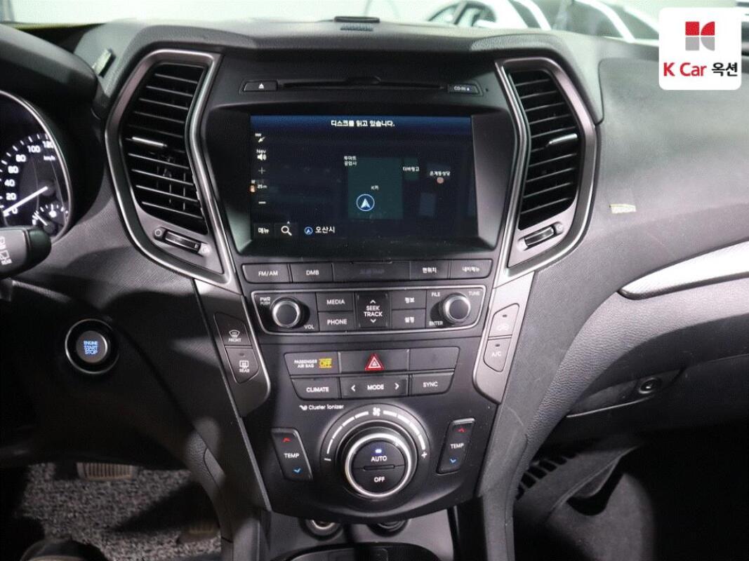 Hyundai SantaFe (2015)