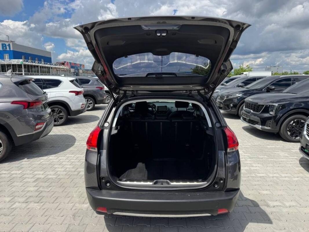 Peugeot 2008 (2015)