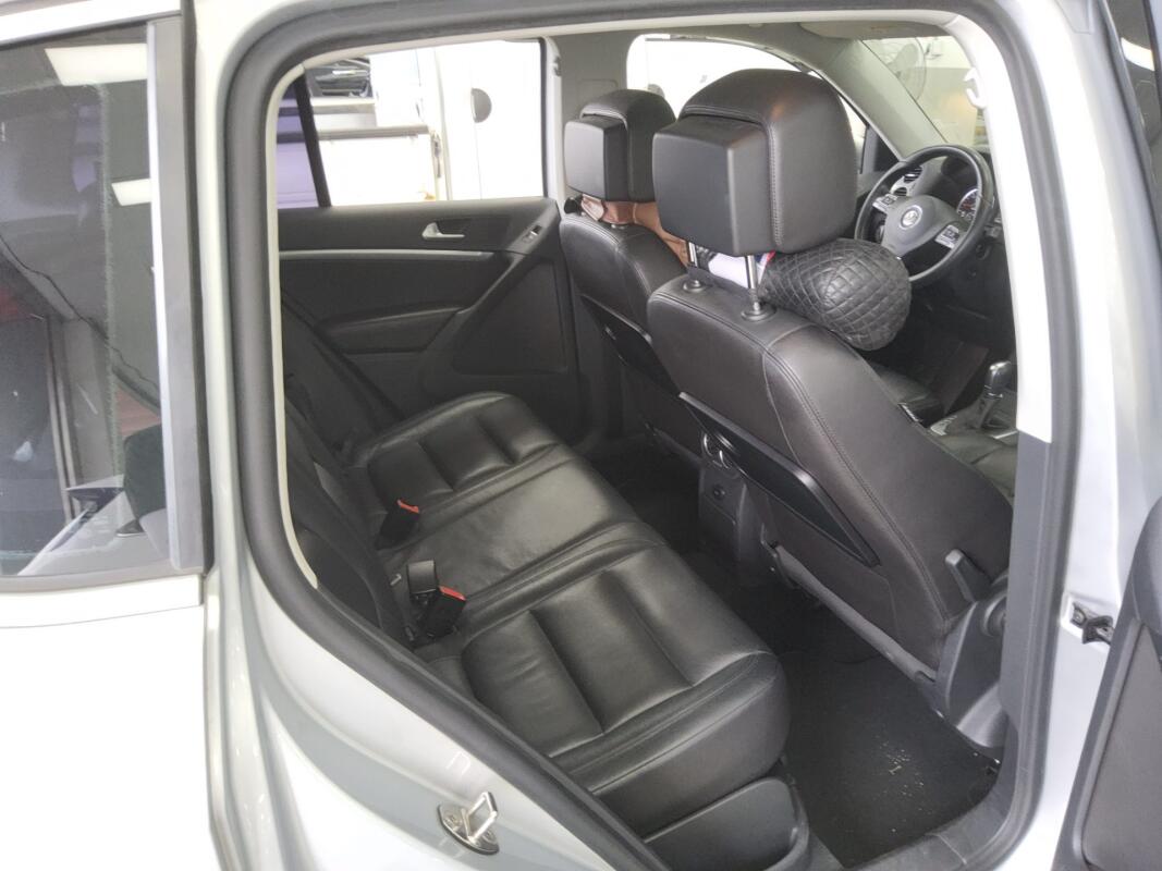 Volkswagen Tiguan (2014)