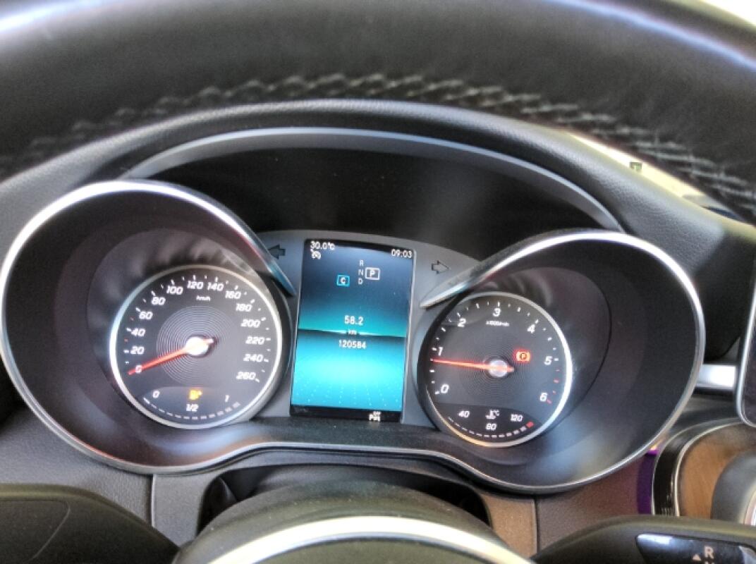 Mercedes C220 (2018)