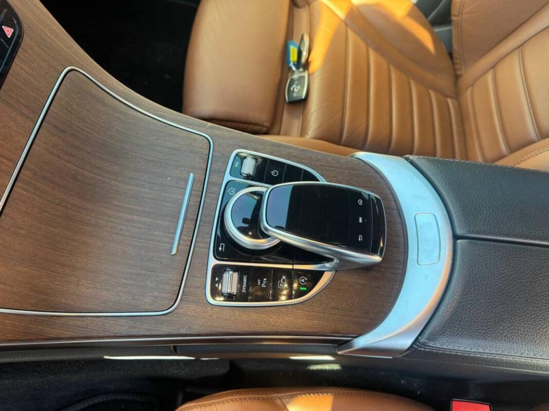 Mercedes C220 (2018)