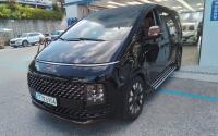 Hyundai Staria (2023)