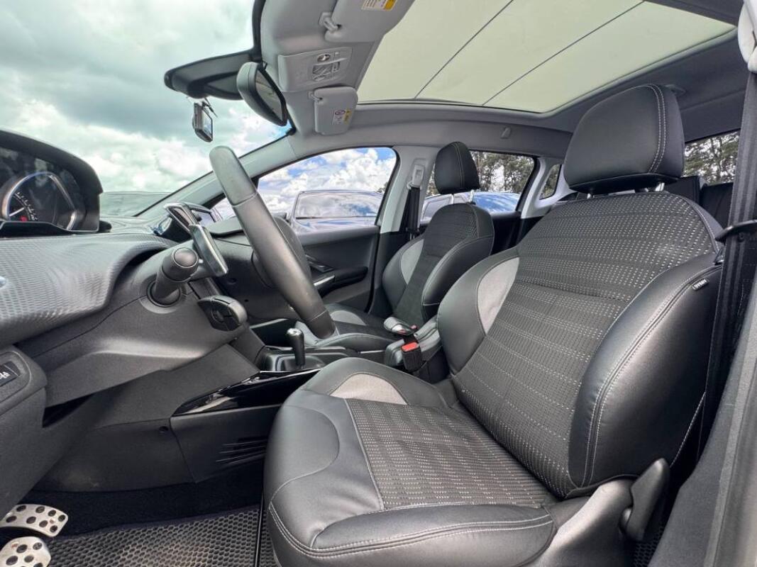 Peugeot 2008 (2015)