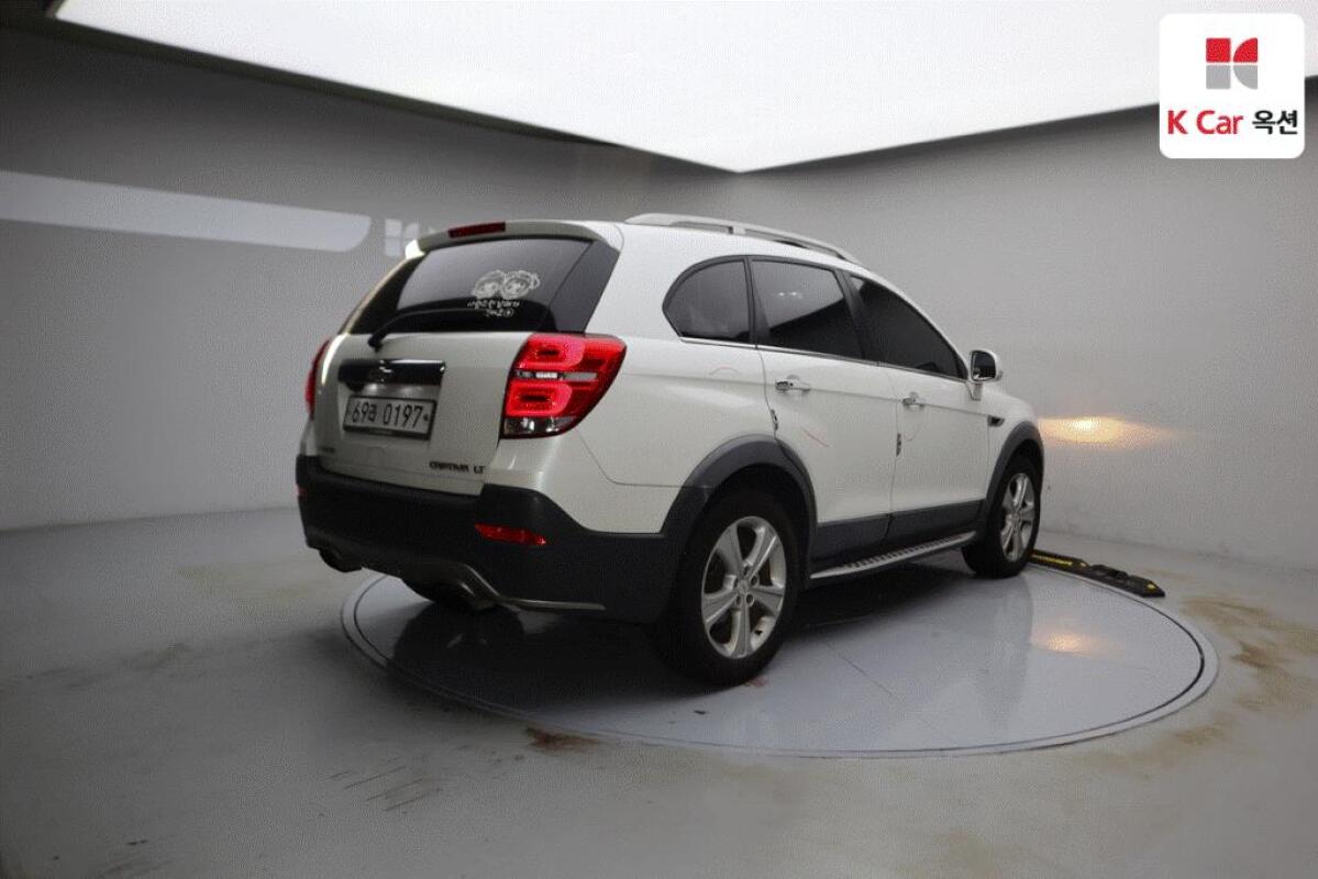 Chevrolet	Captiva (2015)
