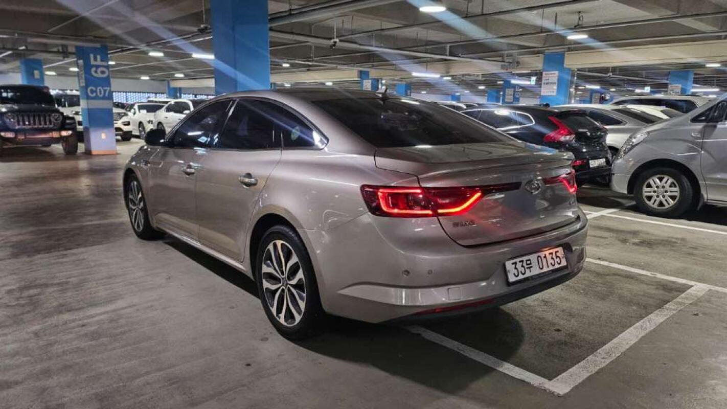 Renault Samsung SM6 (2016)