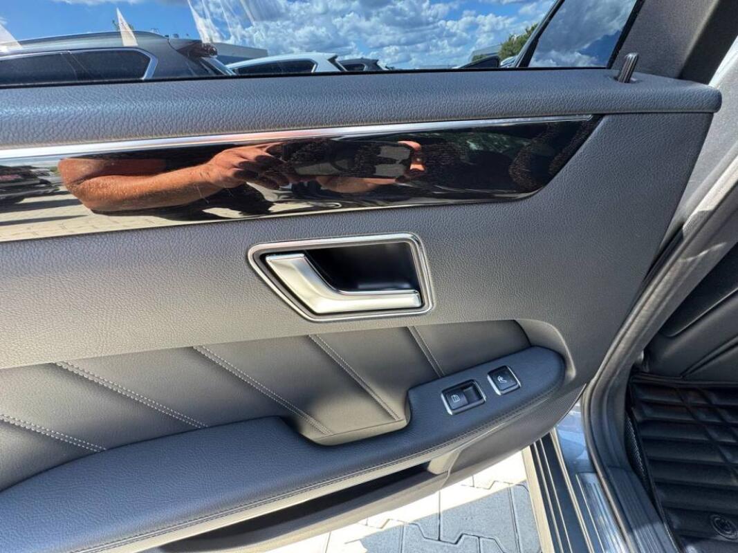 Mercedes E250 (2015)