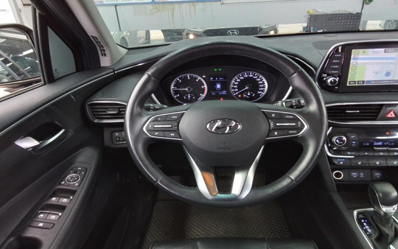 Hyundai SantaFe (2019)