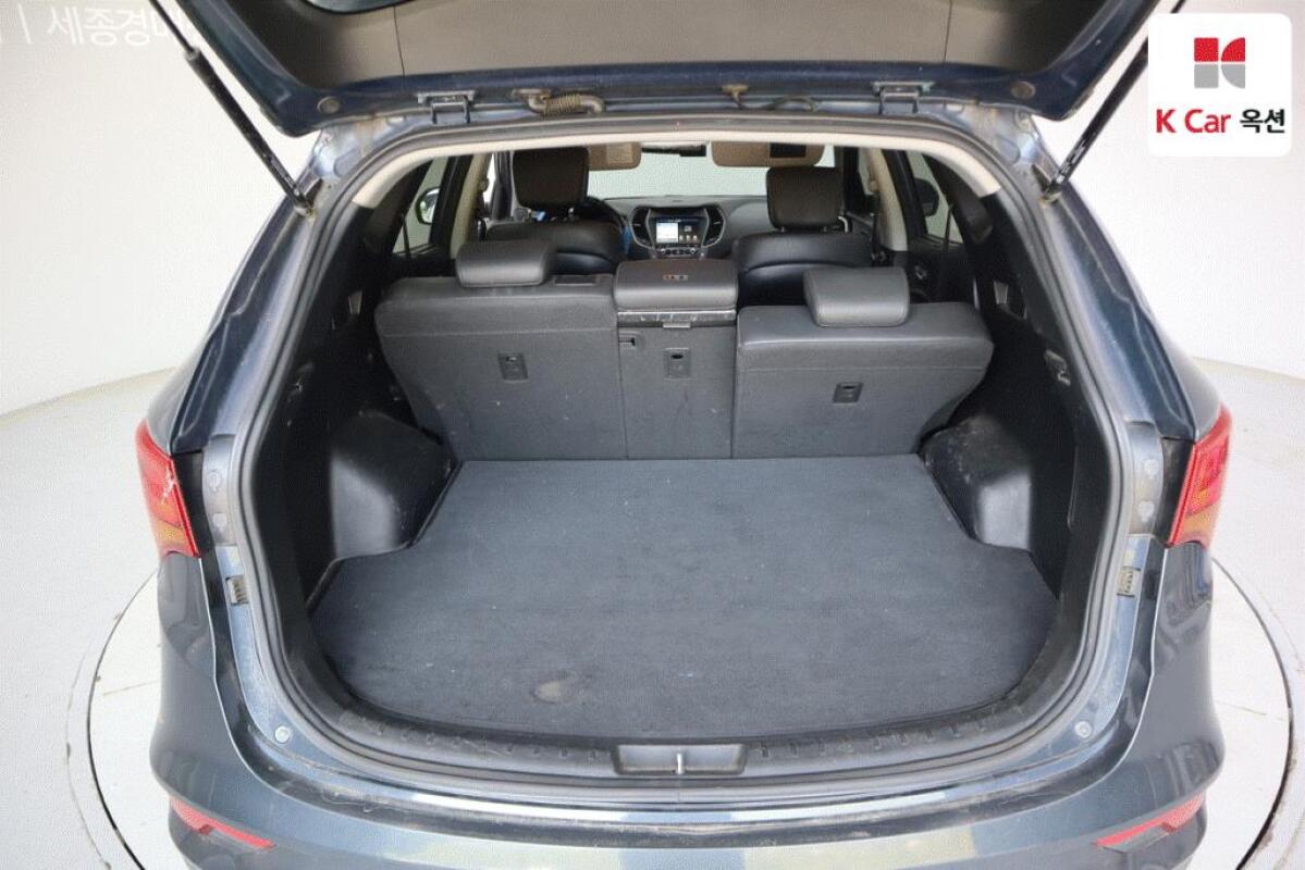 Hyundai SantaFe (2015)