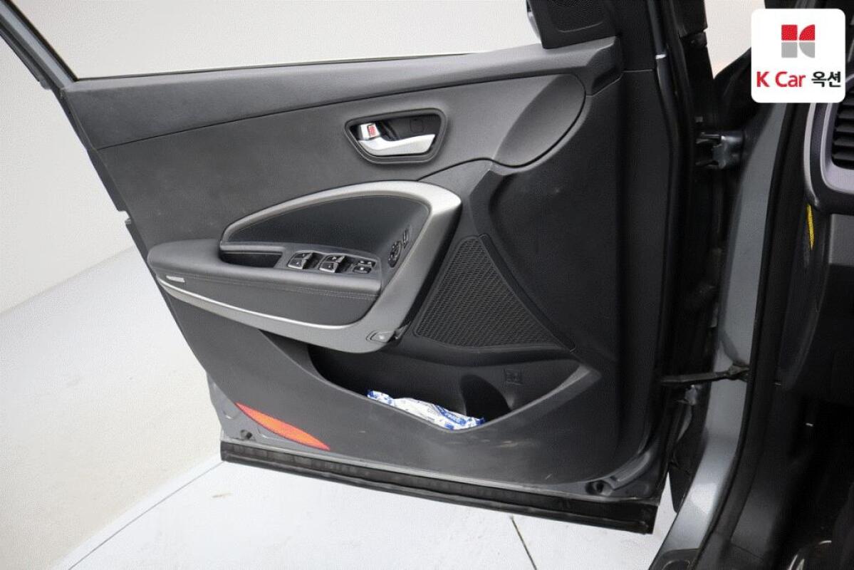 Hyundai SantaFe (2017)