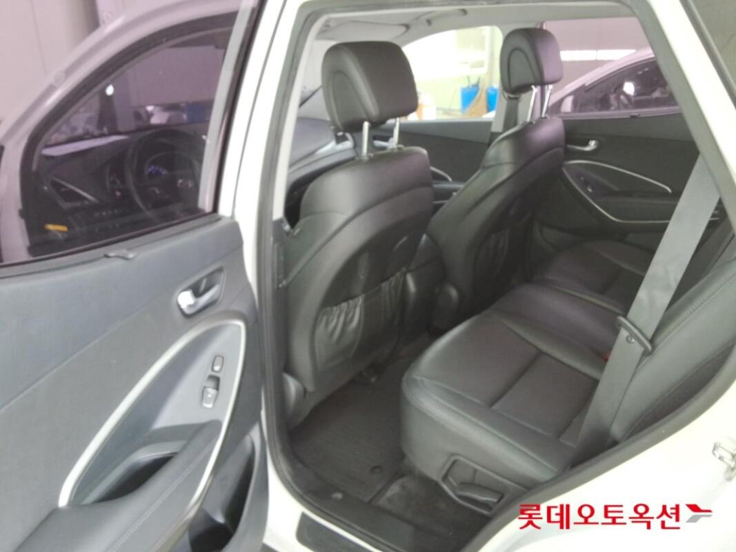 Hyundai SantaFe (2017)