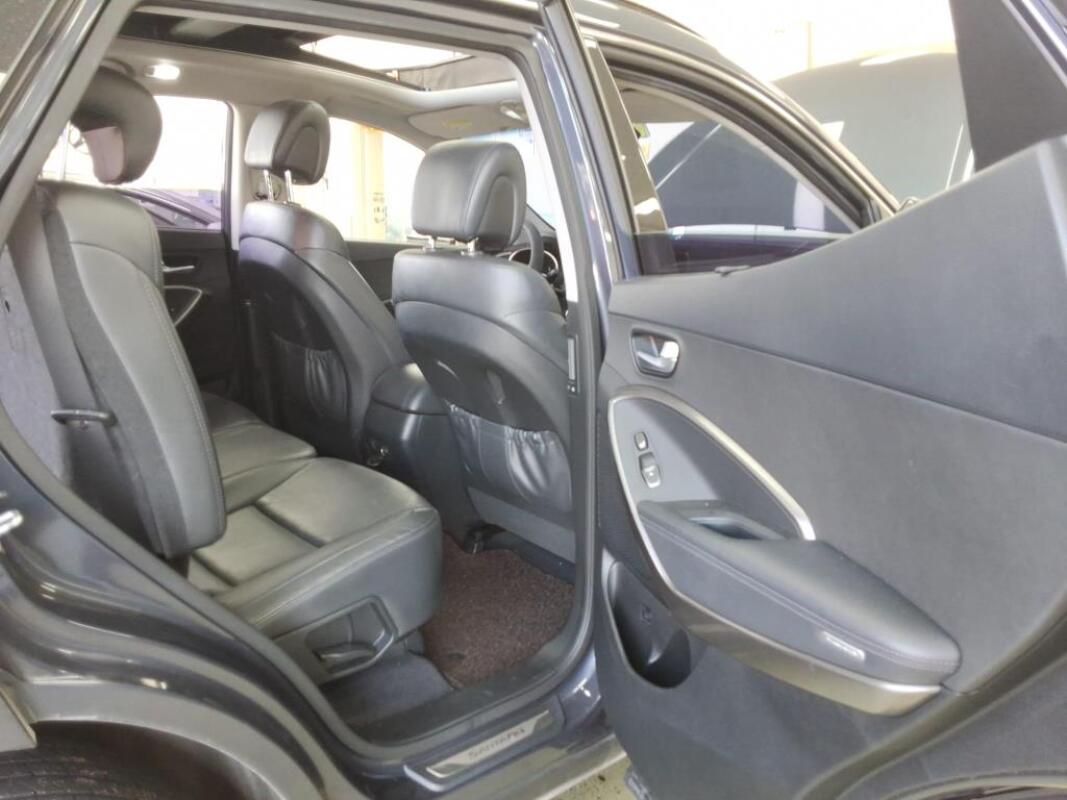 Hyundai SantaFe (2015)