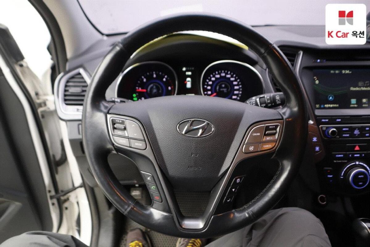 Hyundai SantaFe (2015)