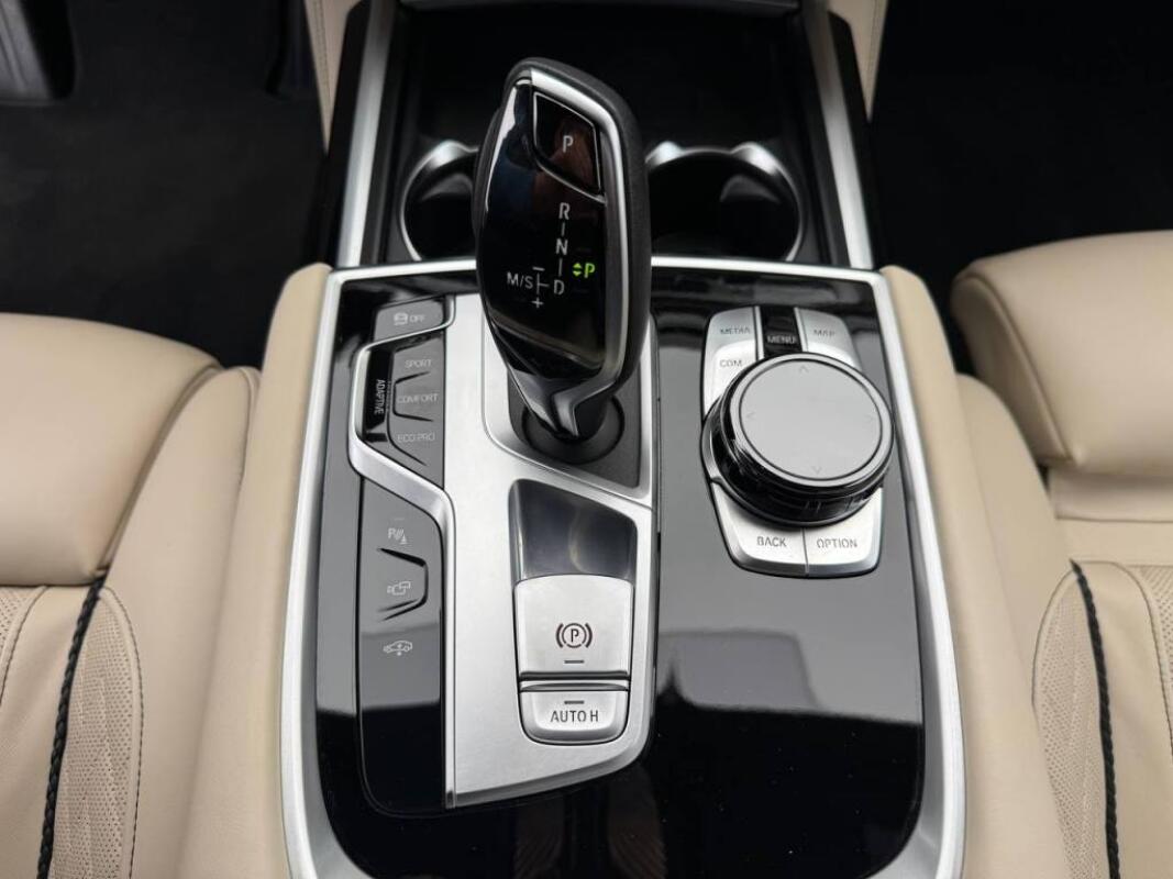 BMW 750Ld (2020)