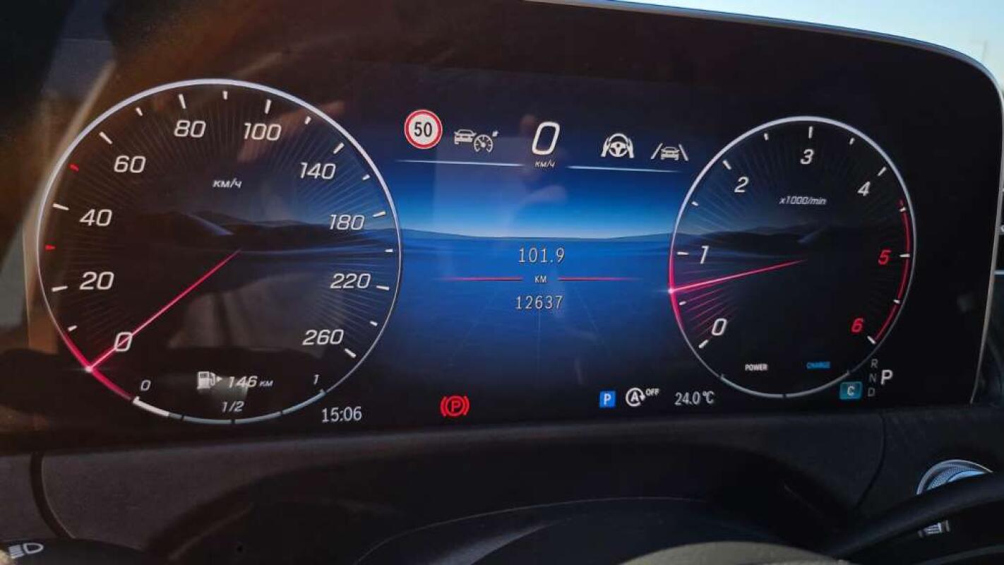 Mercedes E220d (2024) Mercedes E220d (2024)