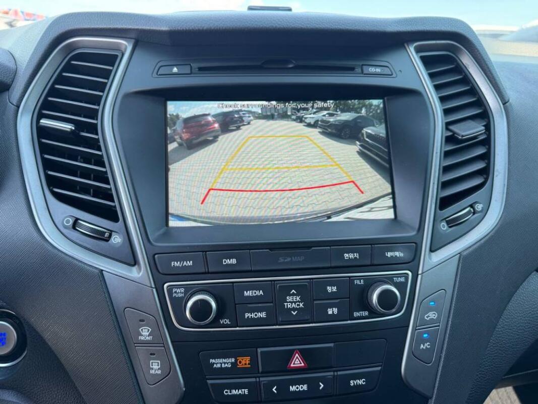 Hyundai SantaFe (2017)