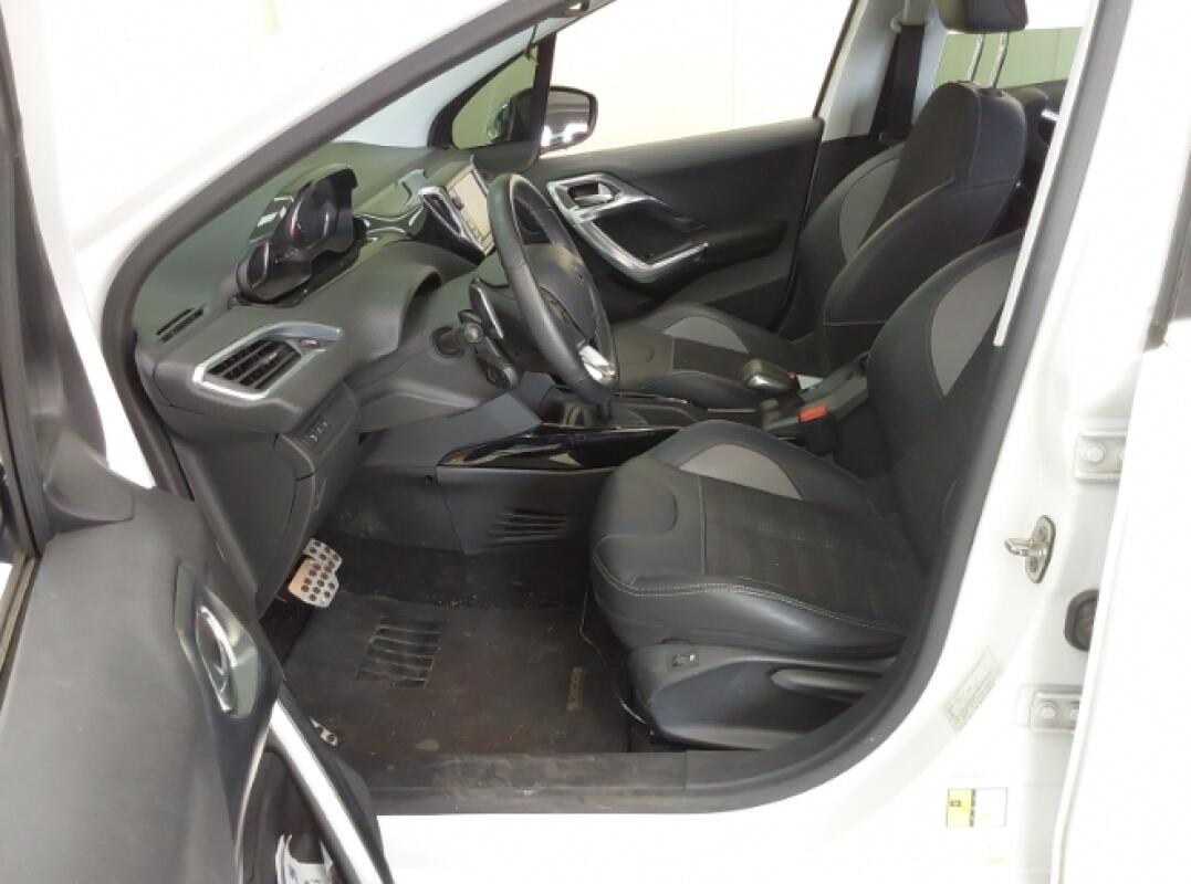 Peugeot 2008 (2015)