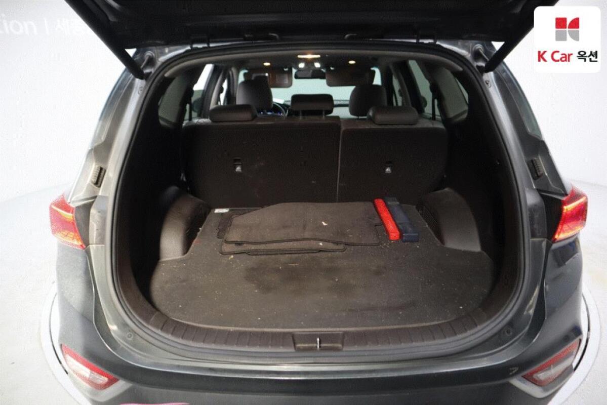 Hyundai SantaFe (2018)