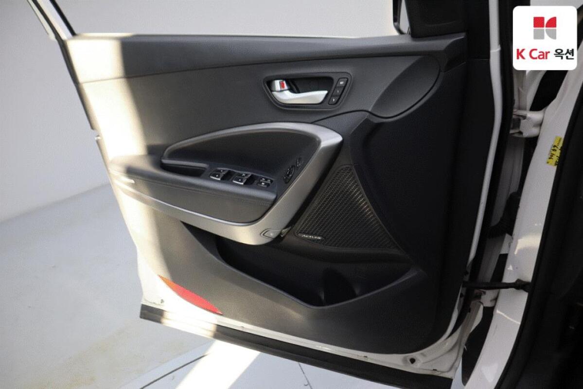 Hyundai SantaFe (2015)