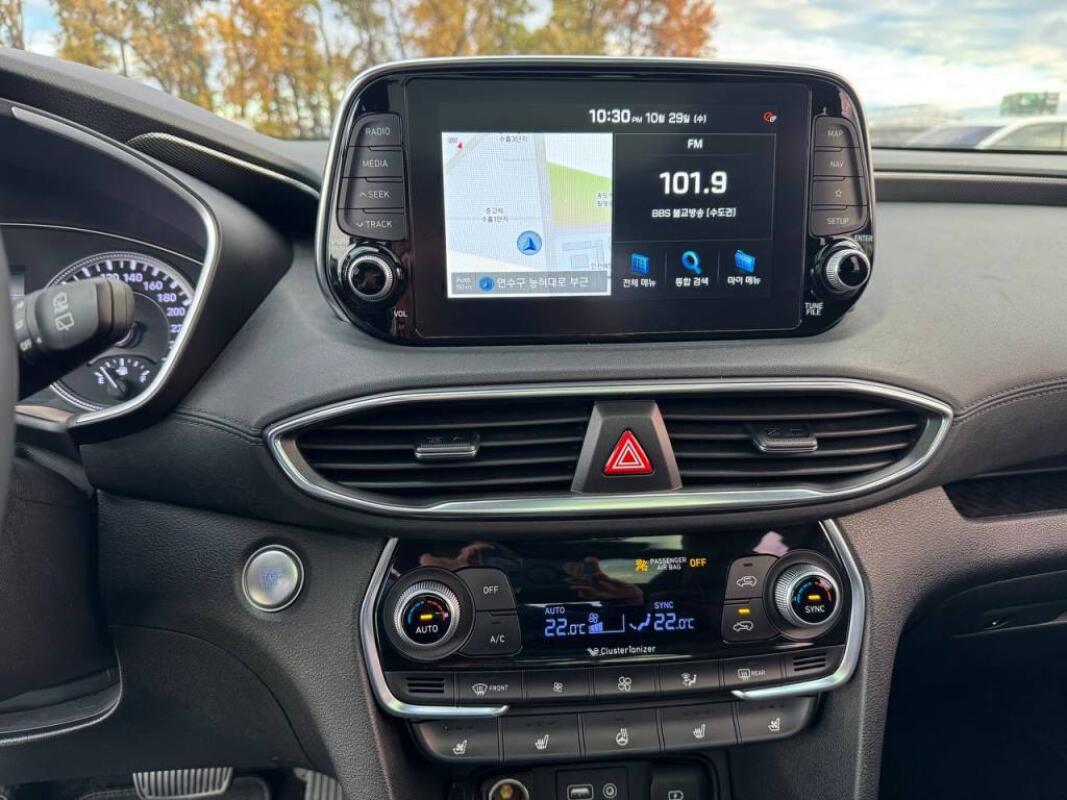 Hyundai SantaFe (2019)