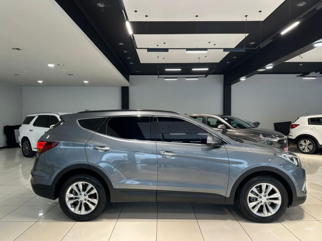 Hyundai SantaFe (2017)