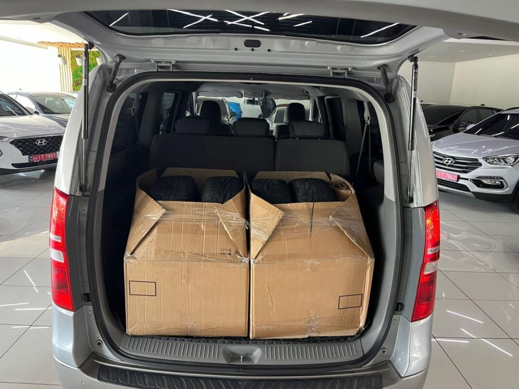 Hyundai H-1 (2016)