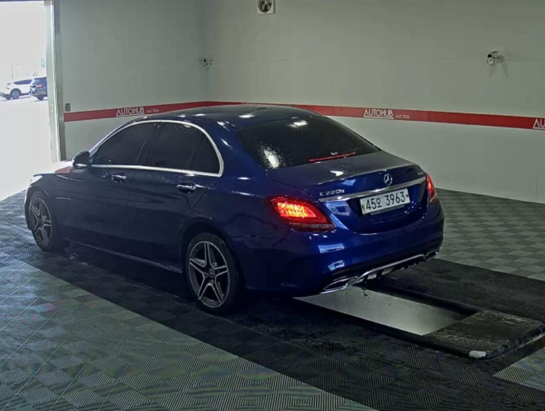 Mercedes C220 (2018)