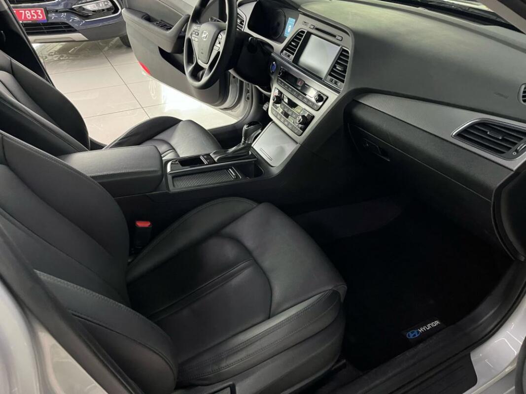 Hyundai Sonata (2016)