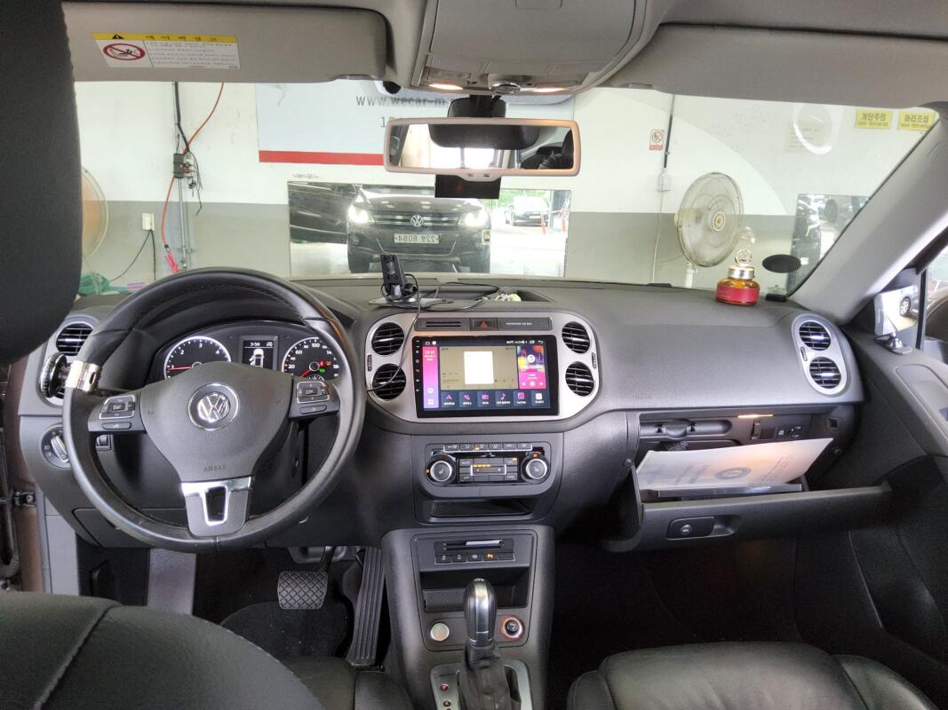 Volkswagen Tiguan (2015)